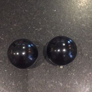 Black sphere earrings-vintage 1985-clip on
